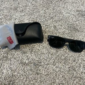 Ray-Ban New Wayfarer 2132